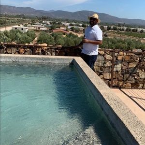 Meet your Posher, Christopher